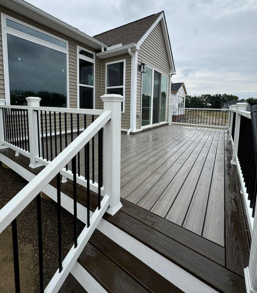 custom trex transcend spiced rum composite deck with select composite railing